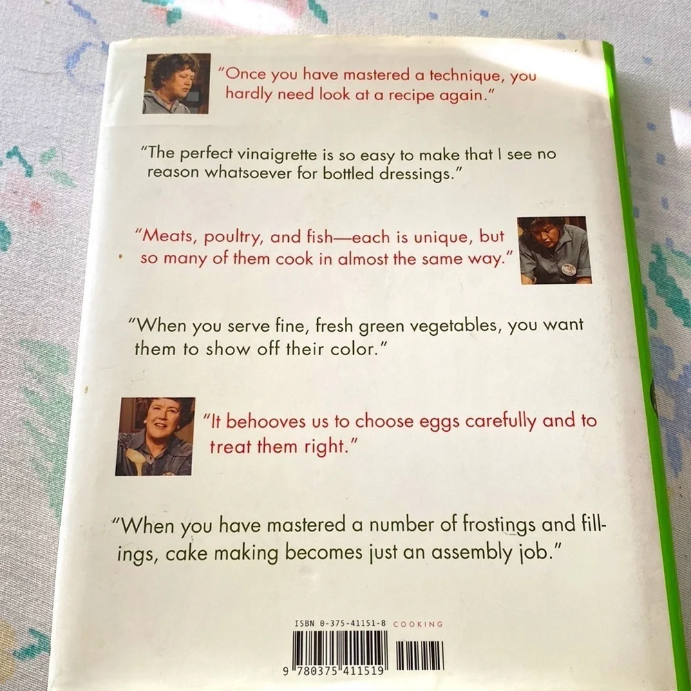 JULIA’S KITCHEN WISDOM Essential Techniques & Recipes JULIA CHILD HB GUC